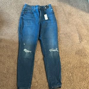 NWT!! Express ripped skinny jean